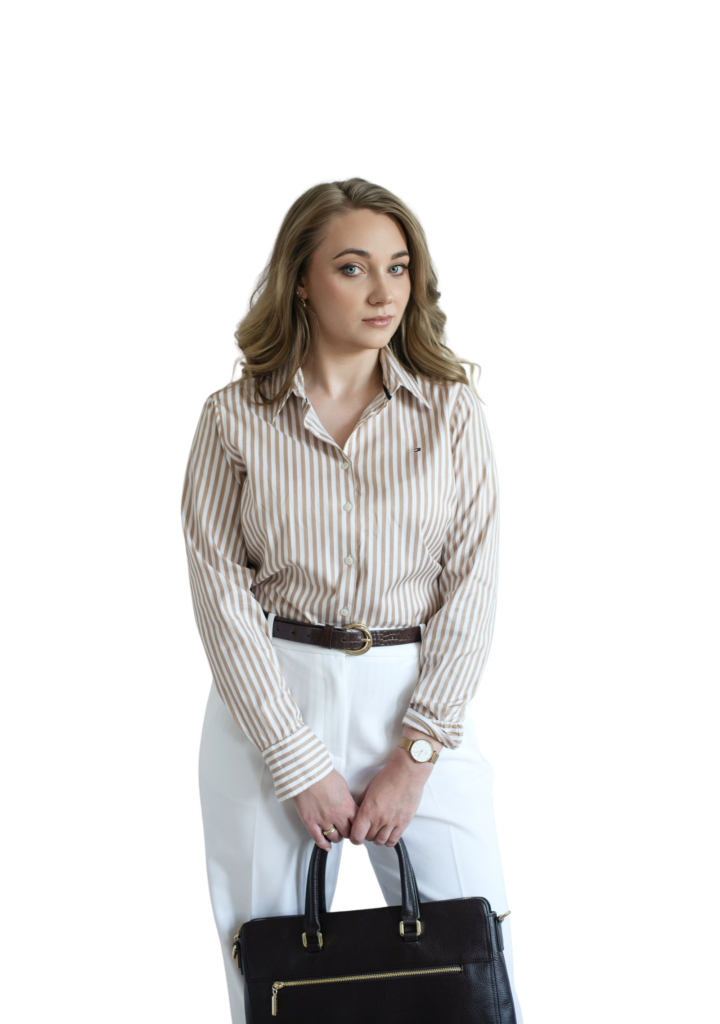 Milena Łukasiak bez tła, z czarną torebką wersja druga